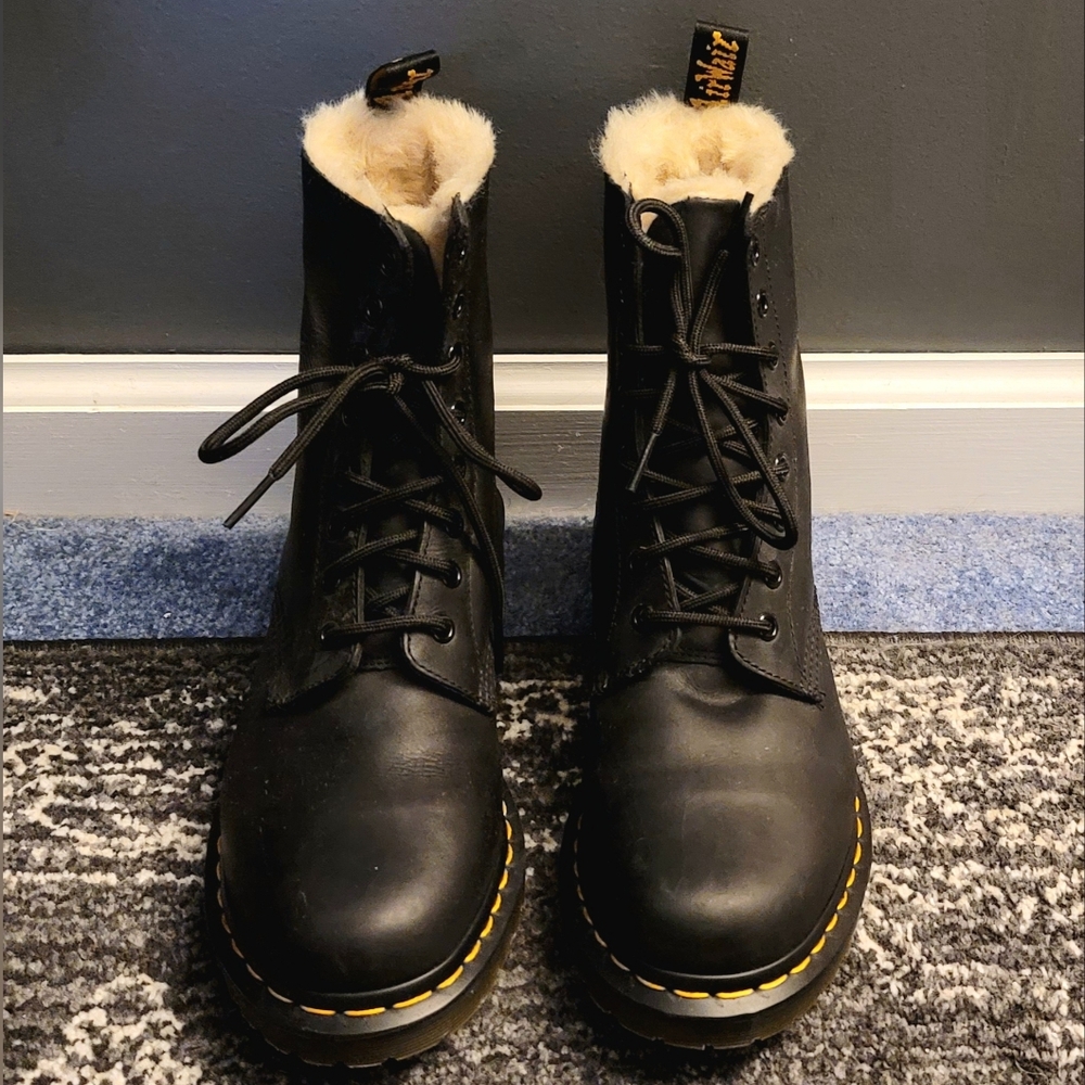 Dr. Martens 1460 Serena Faux-Fur Lined Boots (NWOB) - Picture 4 of 9